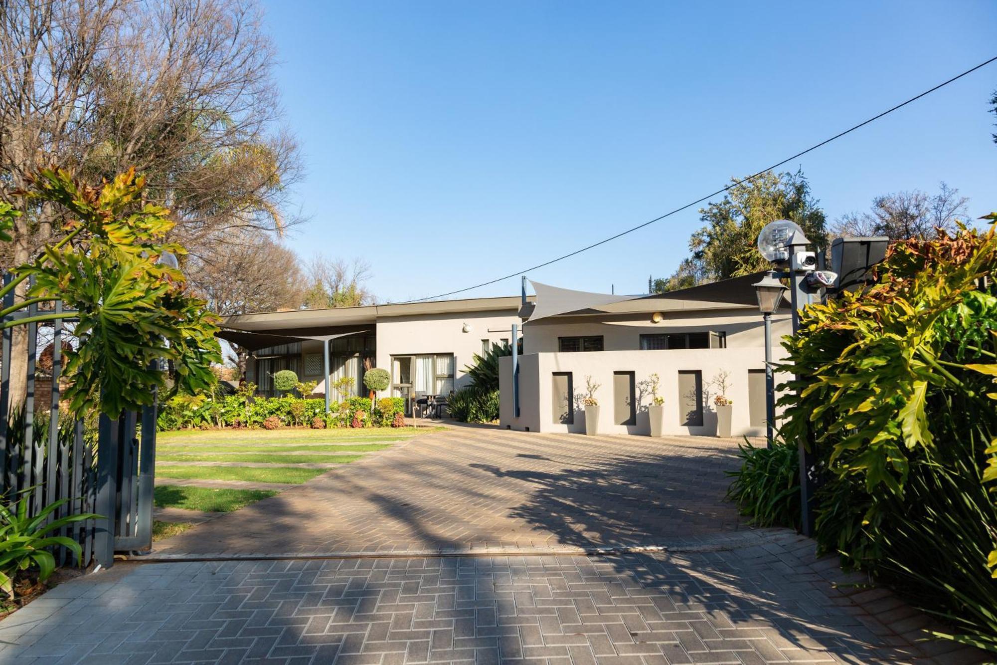 Glen Maine Guest House Pretoria-Noord Buitenkant foto