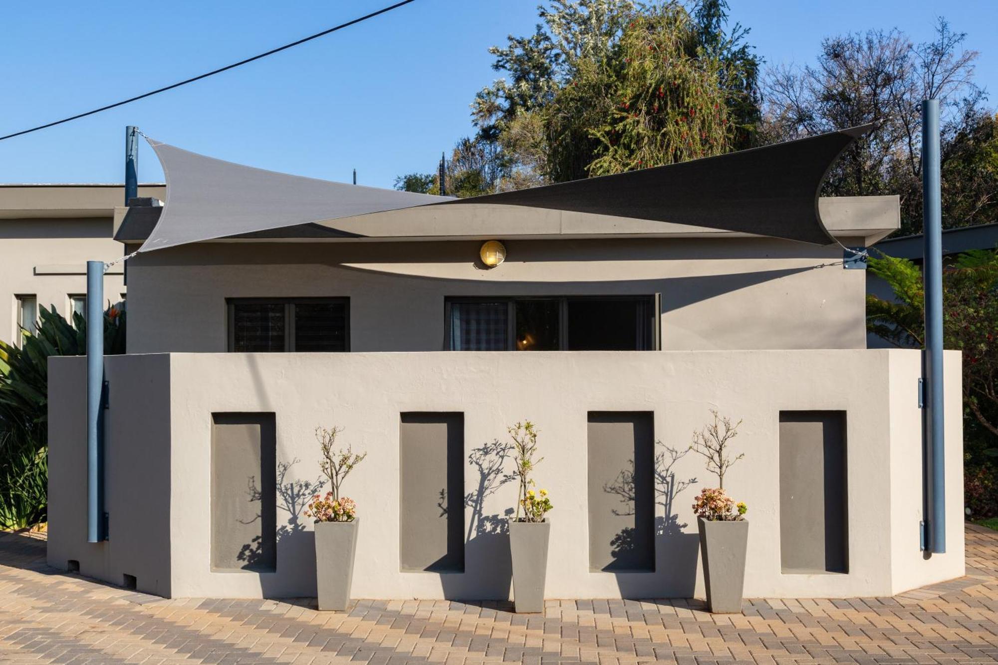 Glen Maine Guest House Pretoria-Noord Buitenkant foto